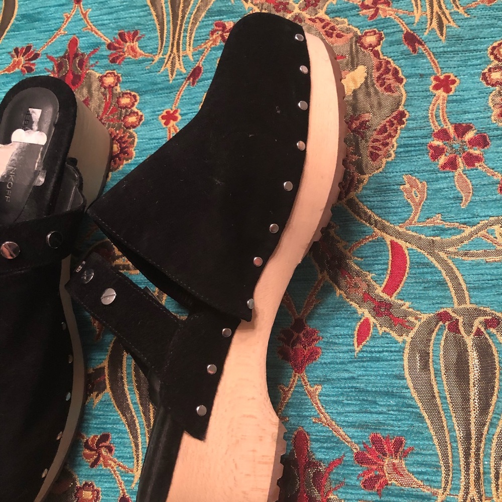 SOLD‼️Rebecca Minkoff black suede clogs - Picture 2 of 7